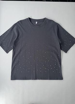 Женская футболка со стразами