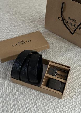 Мужской кожаный ремень со сменными пряжками