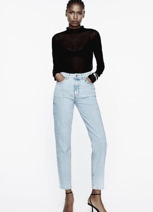 Zara светлые джинсы с высокой посадкой мом прямые
