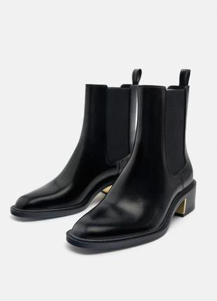 Zara черевики на широких підборах із металевою деталлю