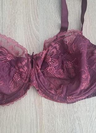 Бюстгалтер george 90dd