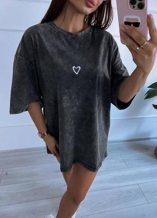 650 грн🩶жіноча потерта футболка