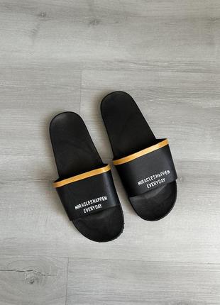 Шльопанці