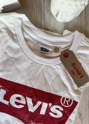 Біла нова бавовняна футболка levi’s4 фото