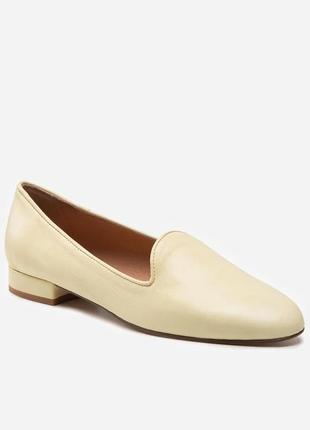 Шкіряні жіночі  туфлі лофери   без декору bata 🇨🇭40-40,5 розмір