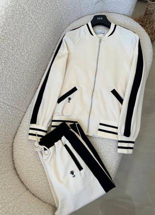 Костюм люкс класу