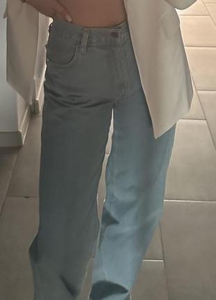 Джинси lior