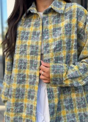 Женская рубашка в клетку
