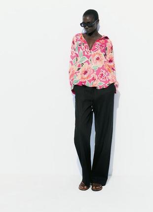Сатиновая рубашка с цветочным принтом2 фото