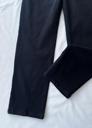 Черные джинсы мом с резинкой на поясе tu5 фото