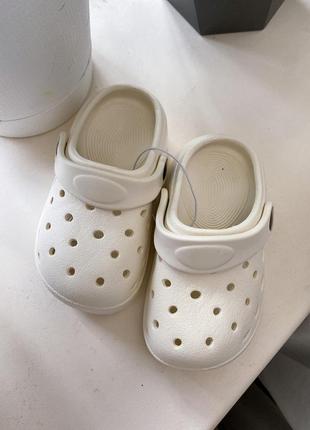 Шльопанці в стилі crocs крокси5 фото