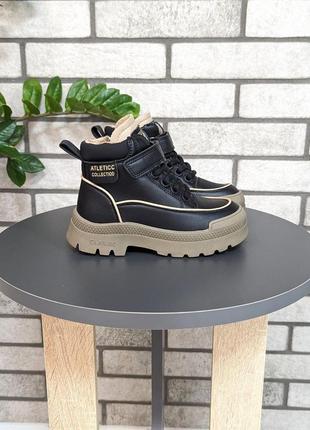 Демисезонные ботинки для девочки чёрные от jong golf