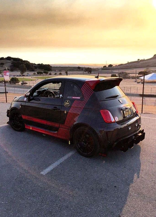 Наклейки абарт abarth fiat фіат смуги на кузов