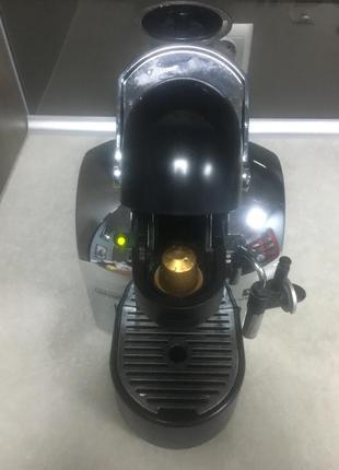 Кофемашина капсульная delonghi