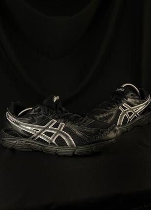 Кросівки asics