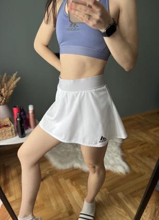 Білі спортивні шорти спідниця adidas