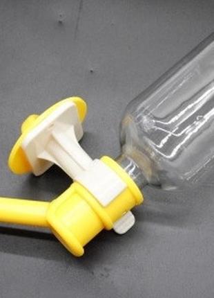 Поилка универсальная на клетку для животных желтая - 250 мл