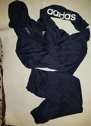 Спортивний костюм adidas