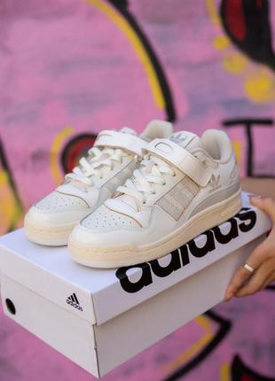 Женские кроссовки  forum low white beige новинка