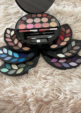 Набор косметики, тени