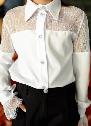 Підліткова дитяча біла блуза з ажурними рукавами для школи, шкільна блузка, шкільна сорочка з мереживними рукавами, блуза з мереживом