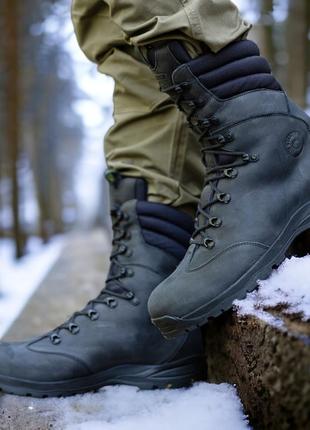 Берці зимові тактичні жіночі. 35-47р чорні. спеціальна трекінгова підошва! stzf-2105