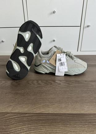 Adidas yeezy boost 700 salt оригинал eg7487 38р10 фото