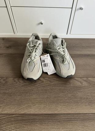 Adidas yeezy boost 700 salt оригинал eg7487 38р4 фото