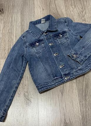 Джинсова куртка (піджак) на дівчинку 7-8 років