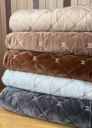 Велюровые покрывала2 фото