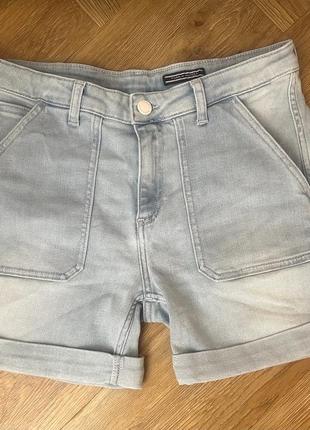 Джинсовые шорты tommy hilfiger
