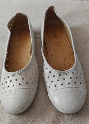 Балетки 39р..