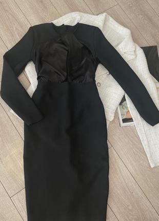 Плаття бандажне