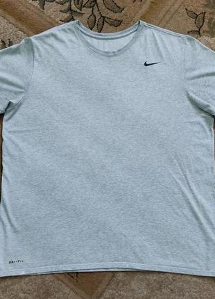 Футболка nike dri-fit