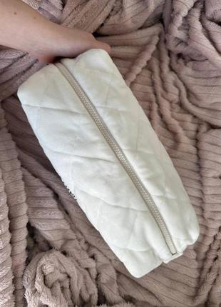 Плюшевая косметичка для dyson с отделениями от krasavka