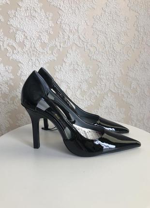 Туфлі класичні zara