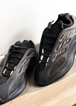 Кросівки adidas yeezy