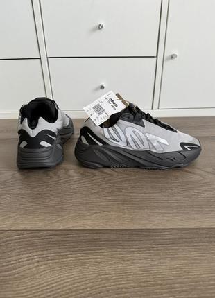 Adidas yeezy boost 700 mnvn metallic оригинал gw9524 41р us88 фото