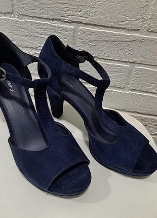 Босоніжки 40 розміру