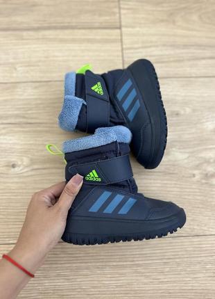 Детские зимние ботинки adidas