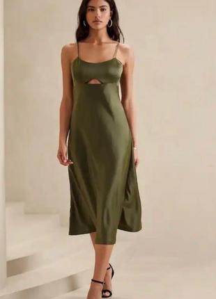 Вишукана сукня від banana republic 18р
