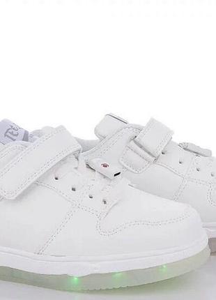 Кроссовки usb на девочку