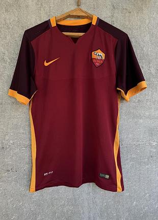 Футбольная футболка