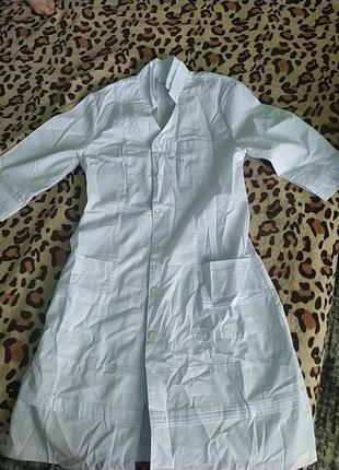 Халат білий