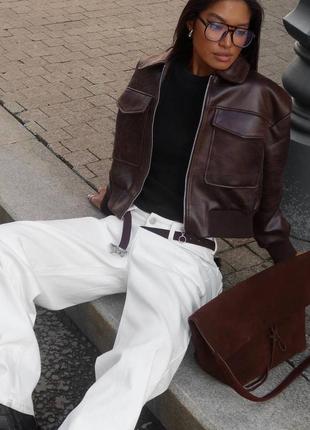 Бомбер куртка