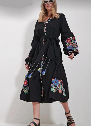 Платье вышиванка торжественное