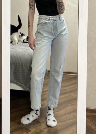 Джинси