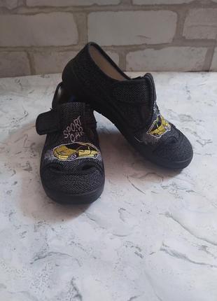 Сліпони для хлопчика