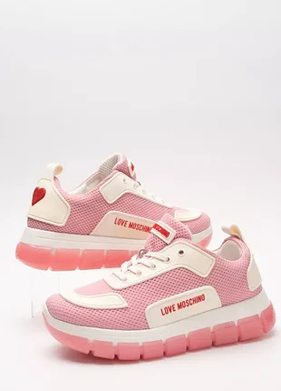 Кроссовки р 40 love moschino
