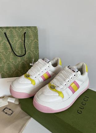 Брендовые кроссовки в стиле gucci